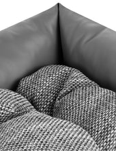 Load image into Gallery viewer, Nelke Dog Bed  Reykjawik