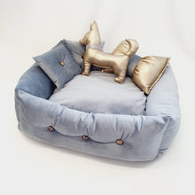 Load image into Gallery viewer, Nelke Dog Bed "Rome"